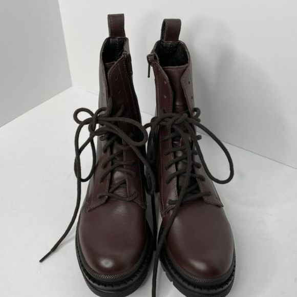 Steve Madden Brown Jami Booties‎ - Picture 3 of 6